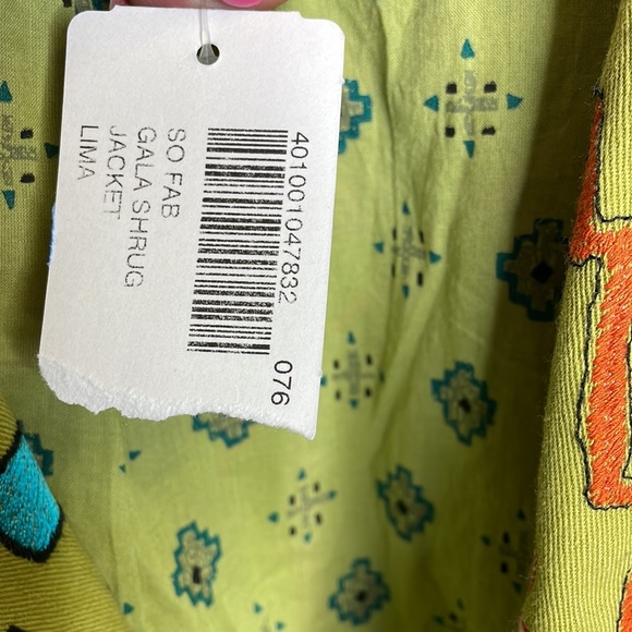 Chico’s Lime Green Full Embroidered with Studded Accents Open Front Ja… - Picture 8 of 13